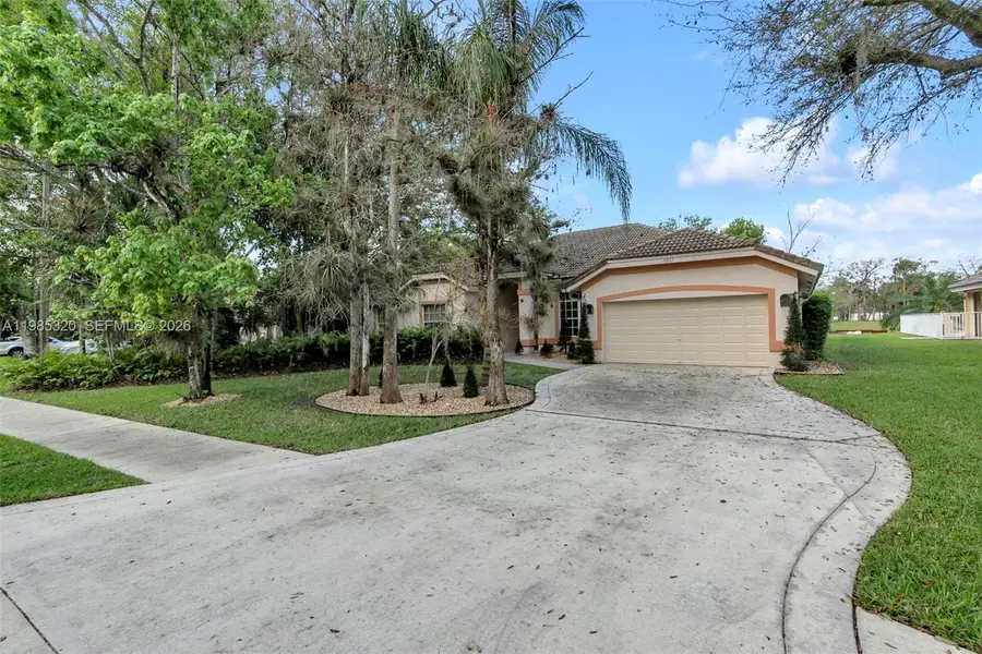 4927 NW 67th Ave, Lauderhill, FL 33319 - #2