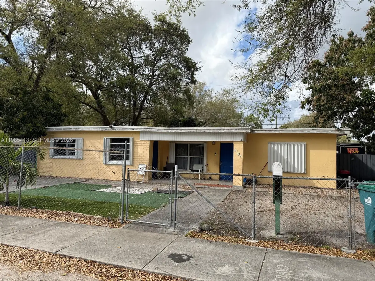 2101 NW 93rd Ter, Miami, FL 33147 - #1