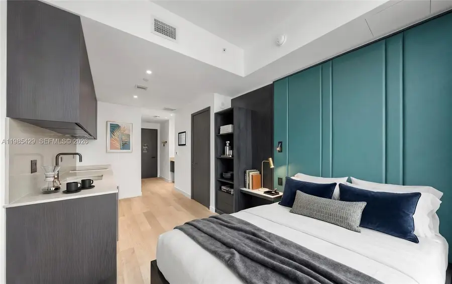 20 NE 11 St #2306B, Miami, FL 33132 - #2