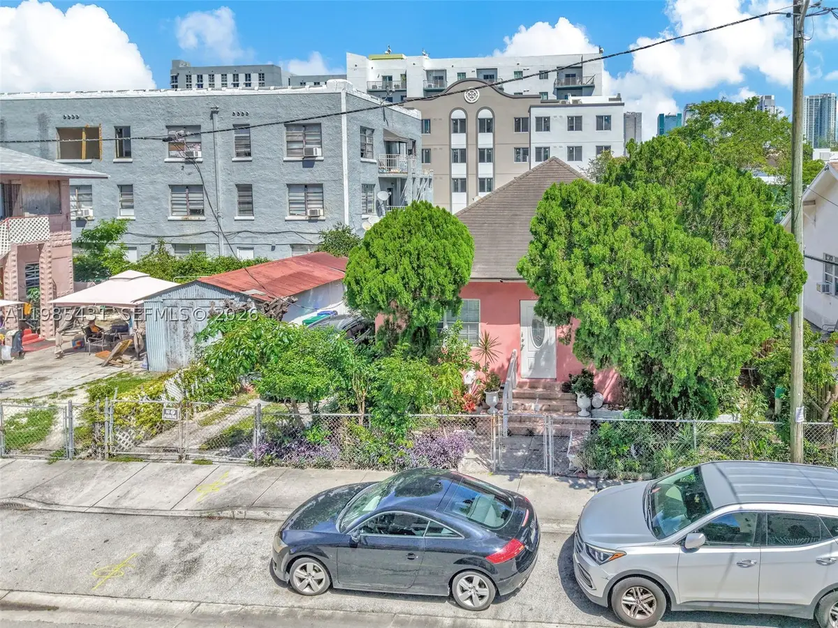 119 SW 7th Ave, Miami, FL 33130 - #1