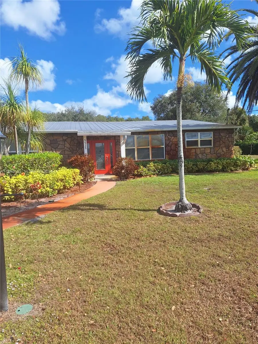 5525 SE Ault Ave, Stuart, FL 34997 - #2