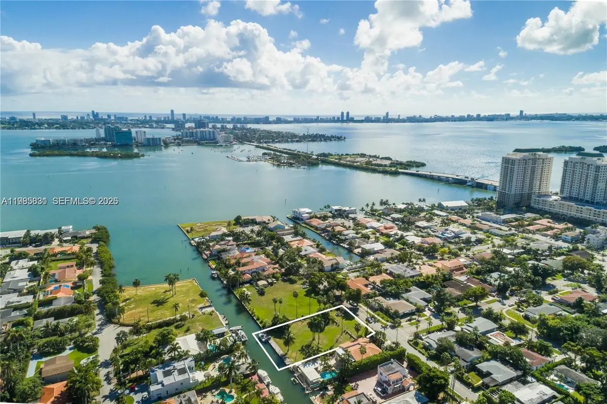1095 NE 83rd St, Miami, FL 33138 - #1