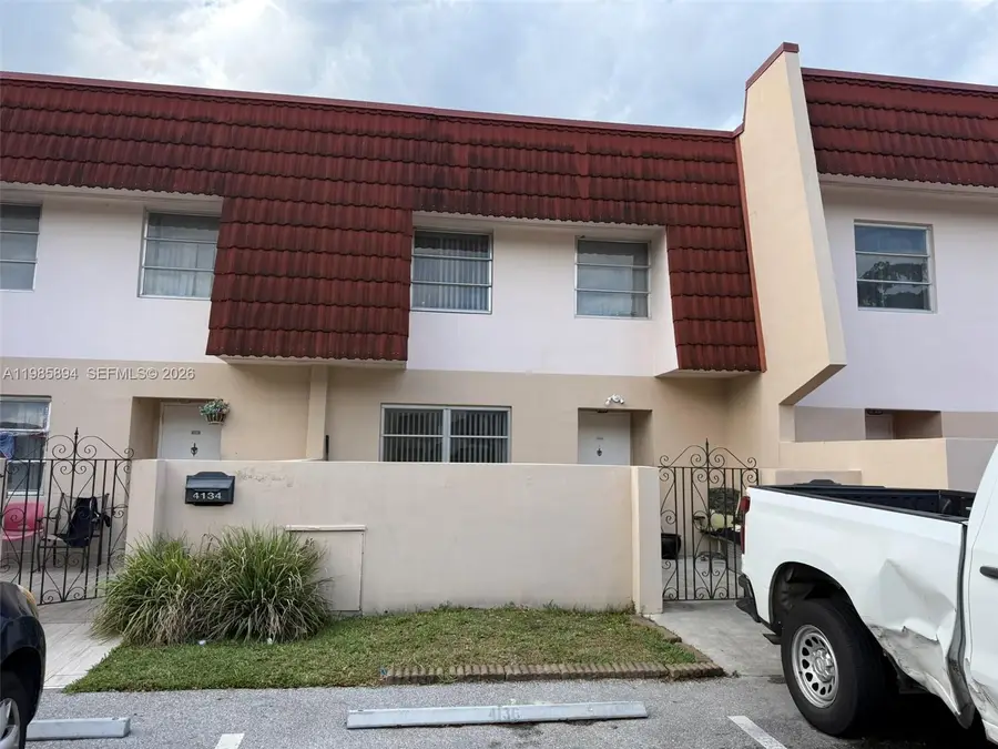 4136 Inverrary Dr #15C, Lauderhill, FL 33319 - #2