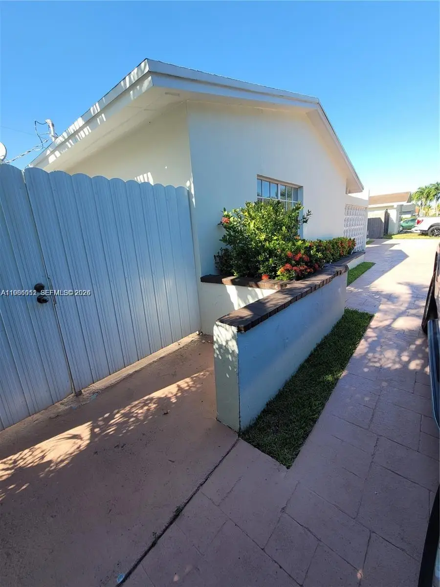 12305 SW 42nd St, Miami, FL 33175 - #3