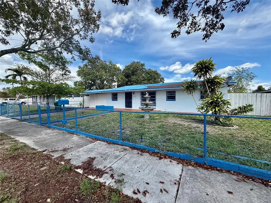 4513 NW 203rd Ter, Miami Gardens, FL 33055 - #3