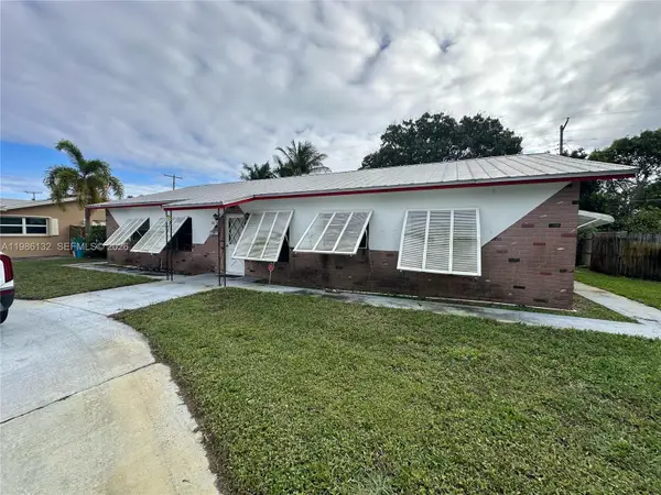 162 SE 27th Way, Boynton Beach, FL 33435