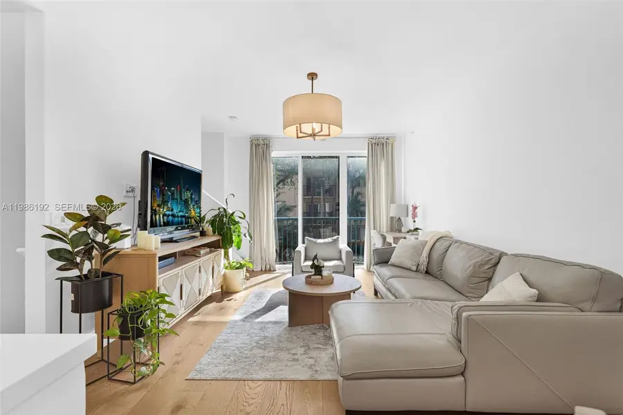 2107 SE 10th Ave #817, Fort Lauderdale, FL 33316 - #3