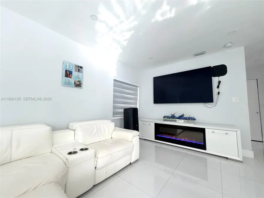 14401 Boggs Dr, Miami, FL 33176 - #2