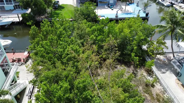 Address Withheld By Seller, Key Largo, FL 33037