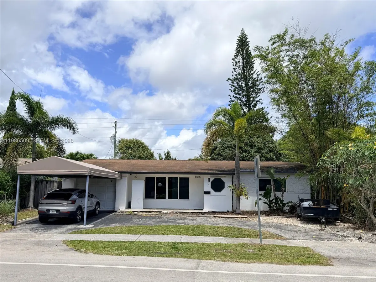 5015 Washington St, Hollywood, FL 33021 - #1