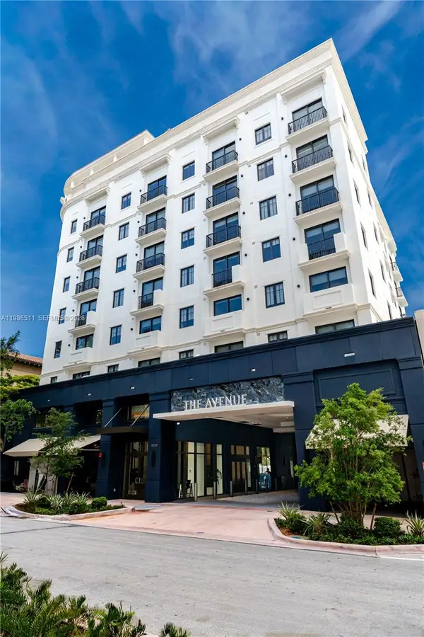 4220 Laguna Street #703 #703, Coral Gables, FL 33146