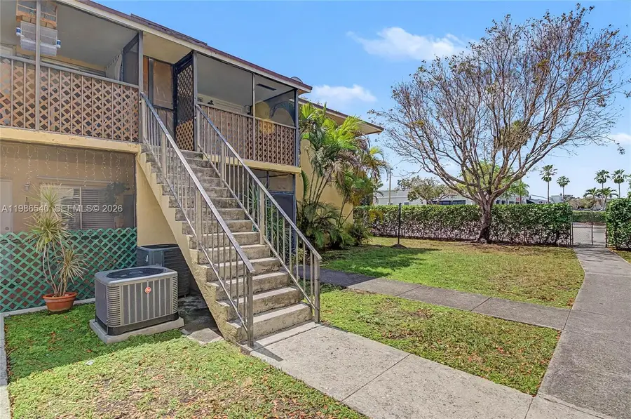 15619 SW 73rd Cir Ter #10-4, Miami, FL 33193 - #2