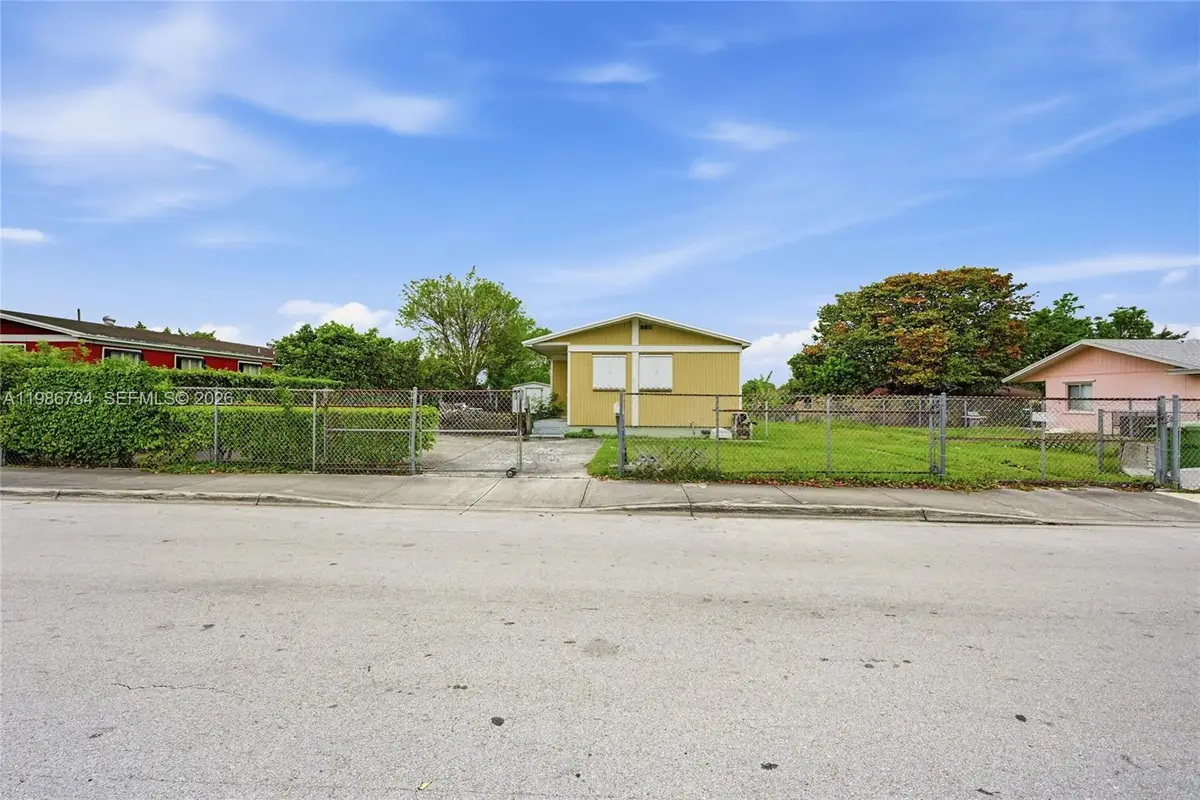 16970 SW 104th Ave, Miami, FL 33157 - #1