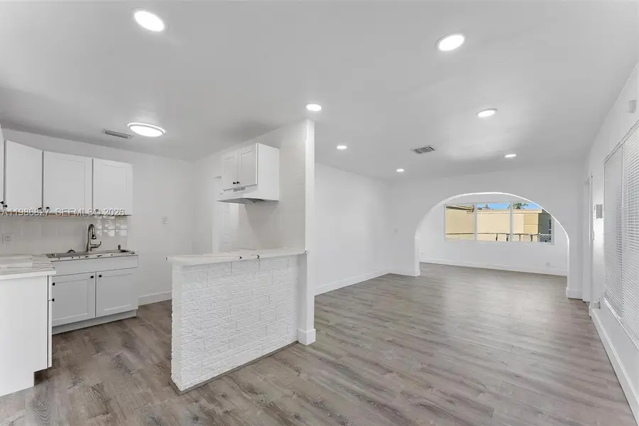 550 NW 17th St, Pompano Beach, FL 33060 - #3