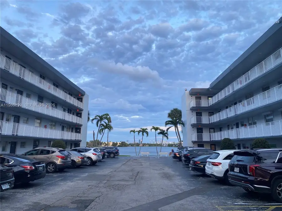 443 NE 195th St #436, Miami, FL 33179 - #3