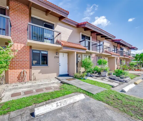 1809 SW 107th Ave #2705, Miami, FL 33165