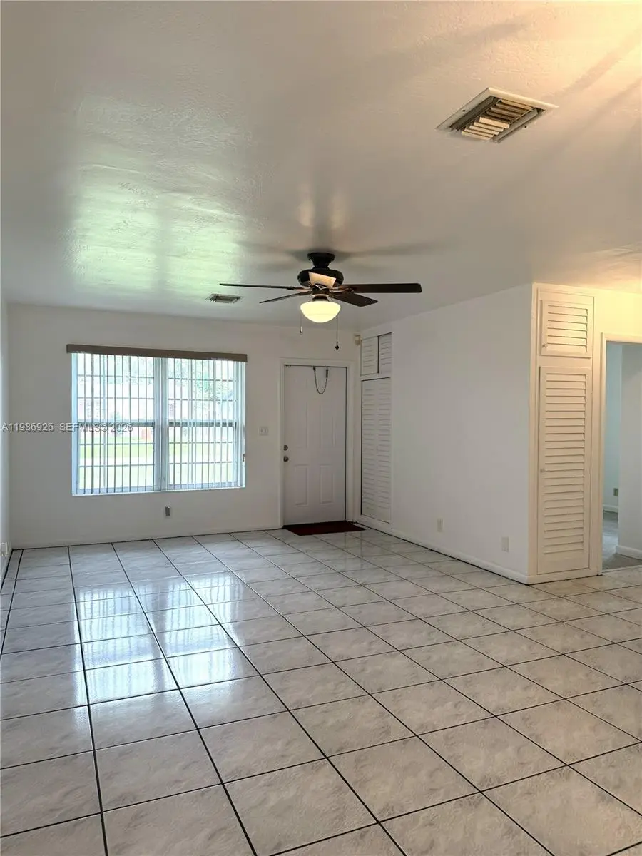 4910 NW 15th Ct, Lauderhill, FL 33313 - #3