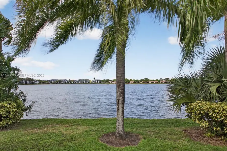 5520 Lakeside Dr #105, Margate, FL 33063 - #3