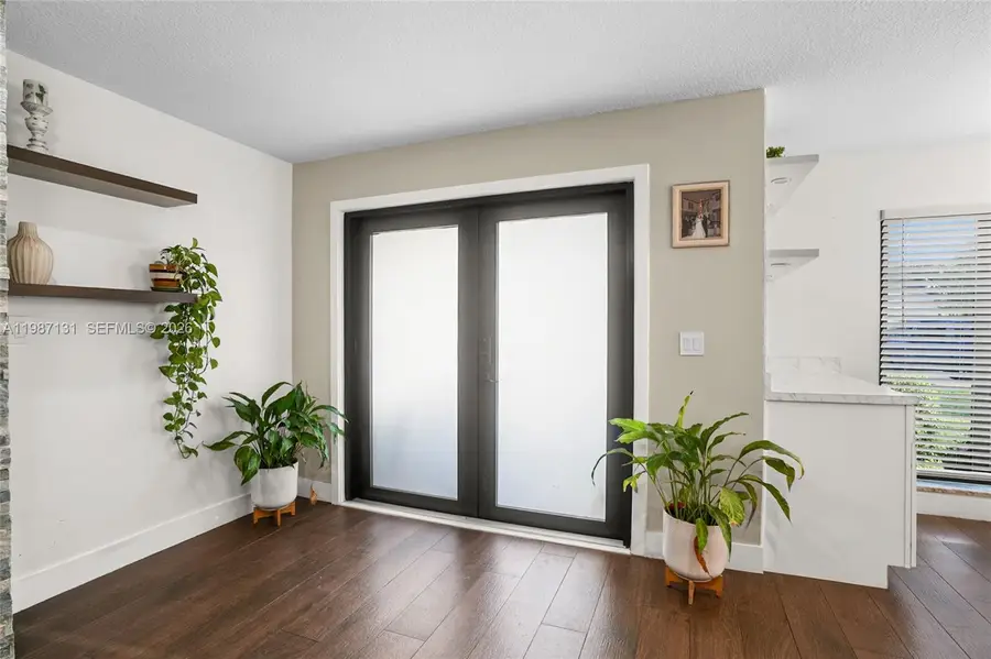 9841 NW 24th St, Coral Springs, FL 33065 - #3