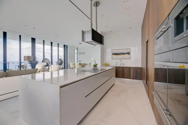 17141 Collins Ave #4501/4601, Sunny Isles Beach, FL 33160