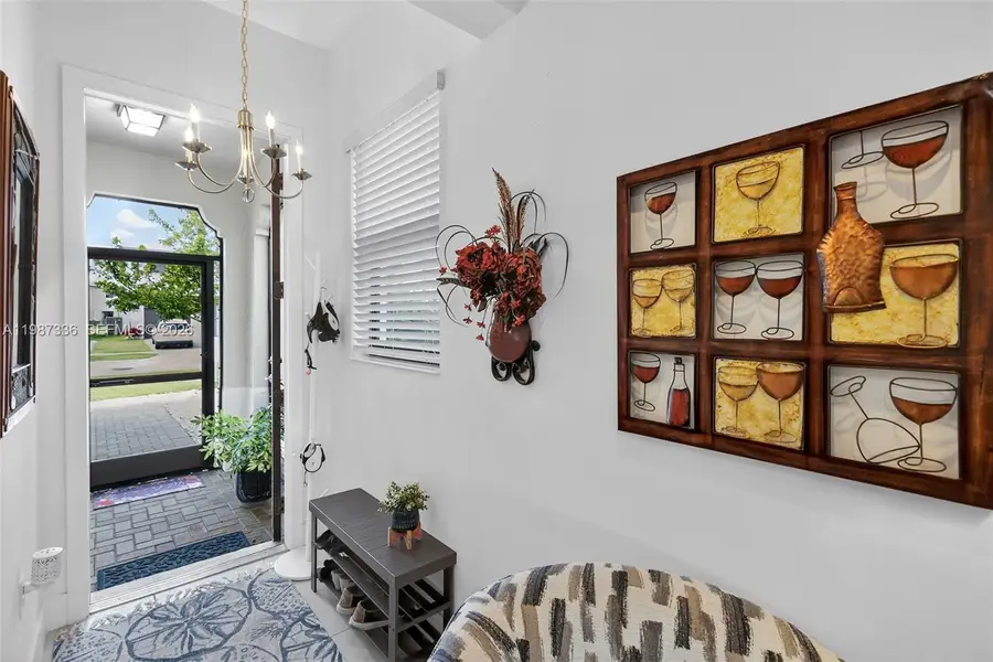 5700 Argento, Avenue Maria, FL 34142 - #3