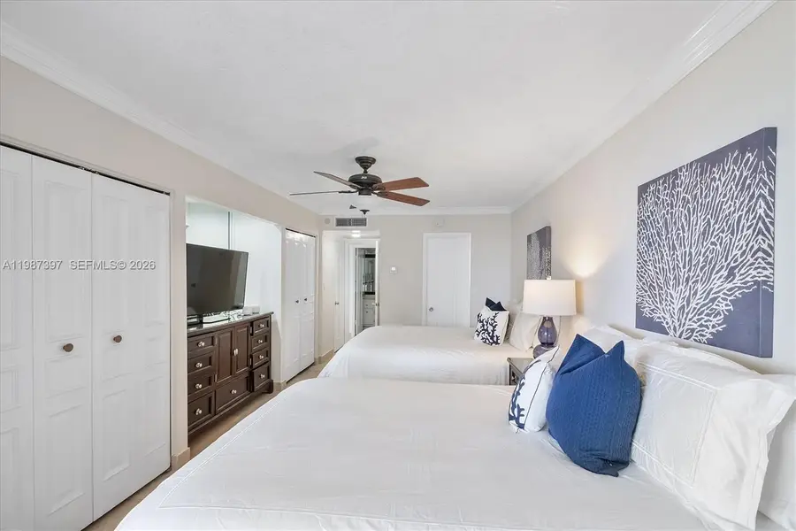 5555 Collins Ave #11A, Miami Beach, FL 33140 - #2