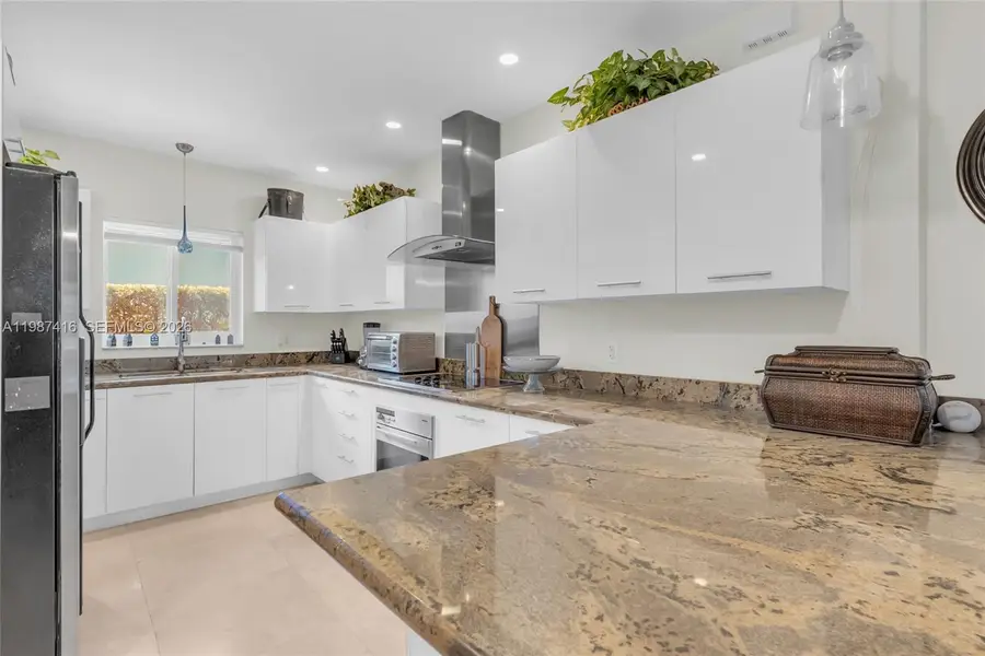 1995 Ixora Rd, North Miami, FL 33181 - #3