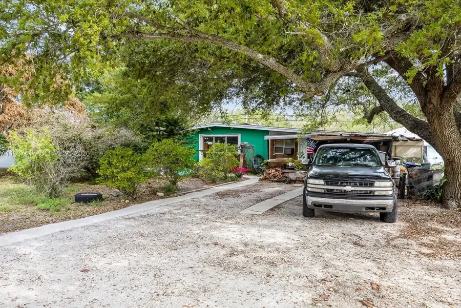 114 SW 21st St Sw, Vero Beach, FL 32962 - #2