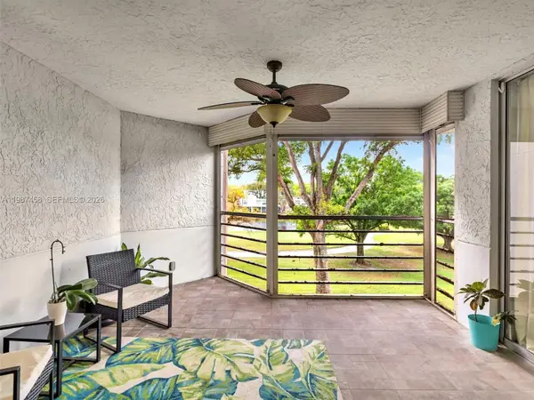 1811 Sabal Palm Dr #307, Davie, FL 33324