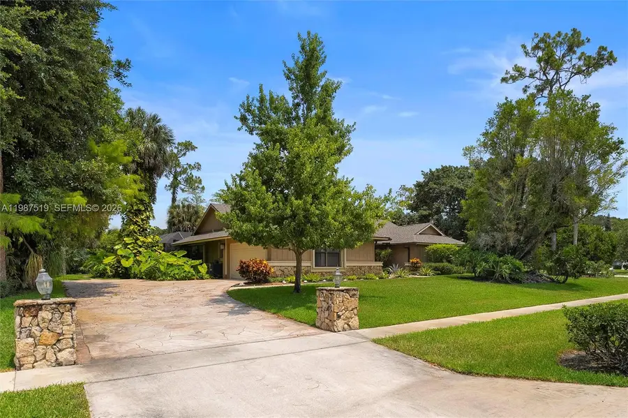 196 Scarborough Ter, Wellington, FL 33414 - #2