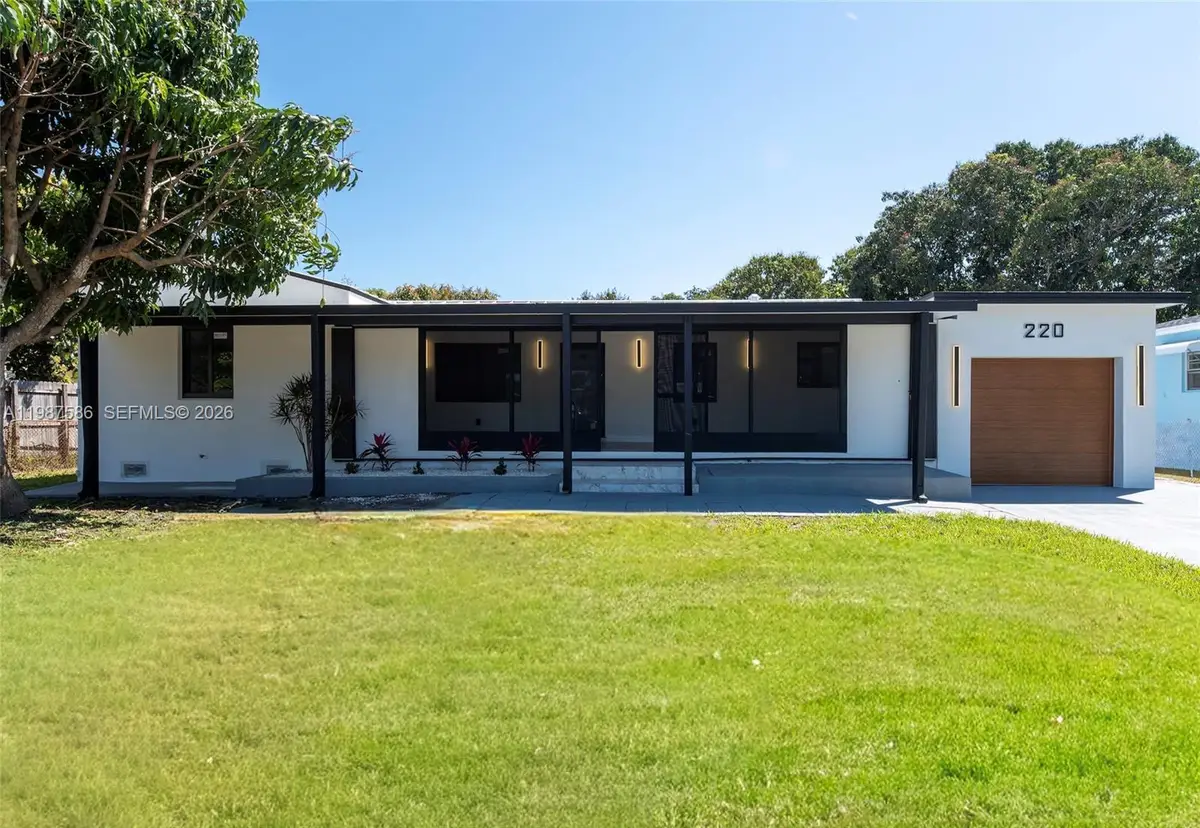 220 NW 144th St, Miami, FL 33168 - #1