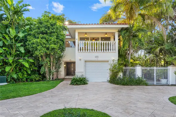 4000 Alhambra Cir, Coral Gables, FL 33146