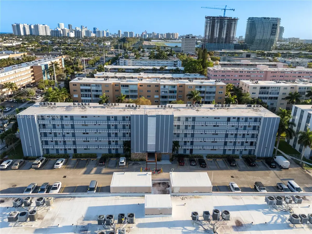 233 NE 14th Ave #406, Hallandale Beach, FL 33009 - #1