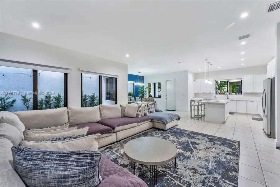 4346 NW 81st Ave, Doral, FL 33166 - #3