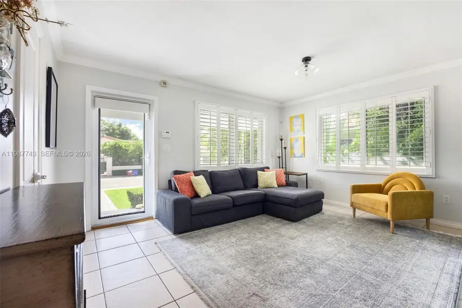 809 Angelo Ave, Coral Gables, FL 33134 - #2