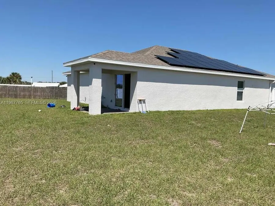 9013 Meadow Cir, Port Labelle, FL 33935 - #2