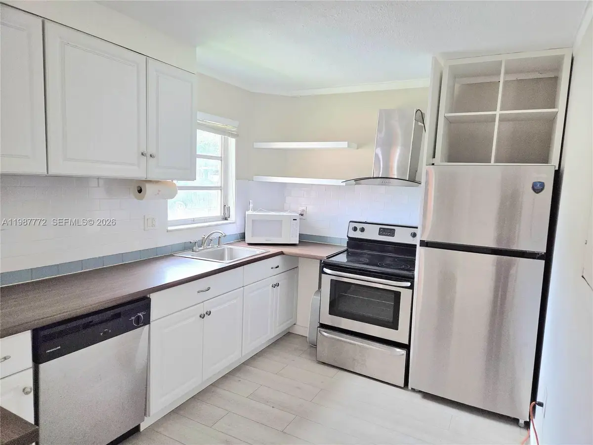 1700 NE 191st St #100, Miami, FL 33179 - #1