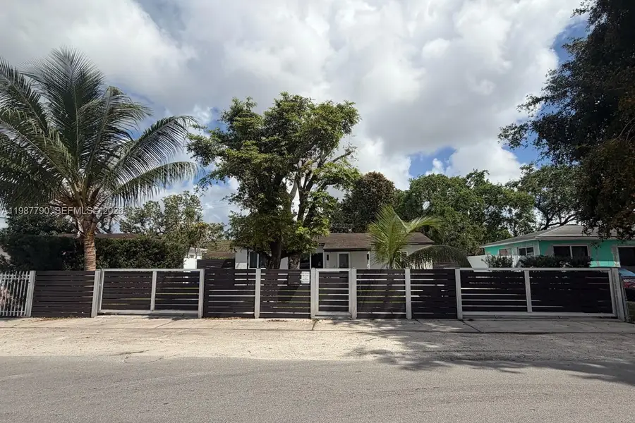 8747 NW 36th Ave, Miami, FL 33147 - #2
