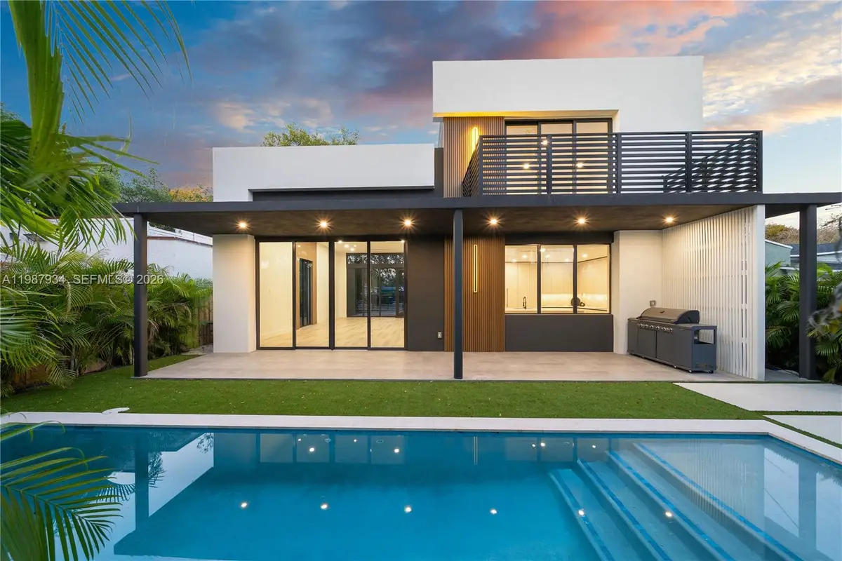 536 NW 48th St, Miami, FL 33127 - #1