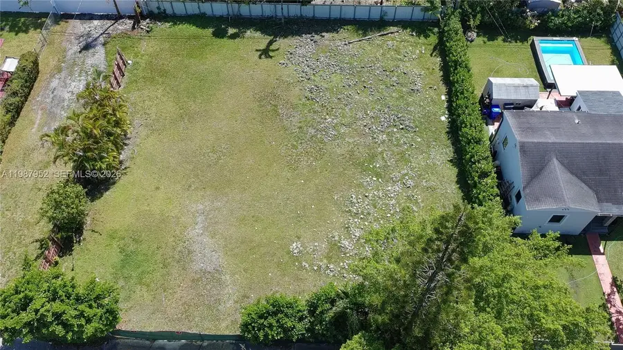 5400 SW 5th Ter, Coral Gables, FL 33134 - #2