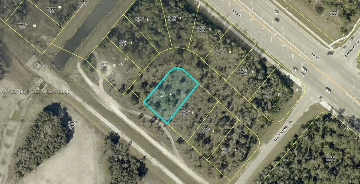 807 Fabian Cir, Fort Myers, FL 33913 - #1