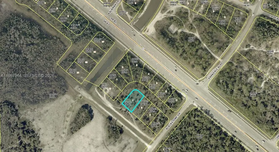 807 Fabian Cir, Fort Myers, FL 33913 - #2