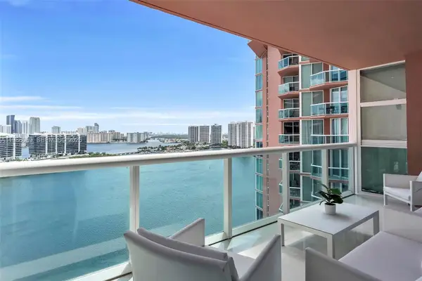 3370 Hidden Bay Dr #2210, Aventura, FL 33180