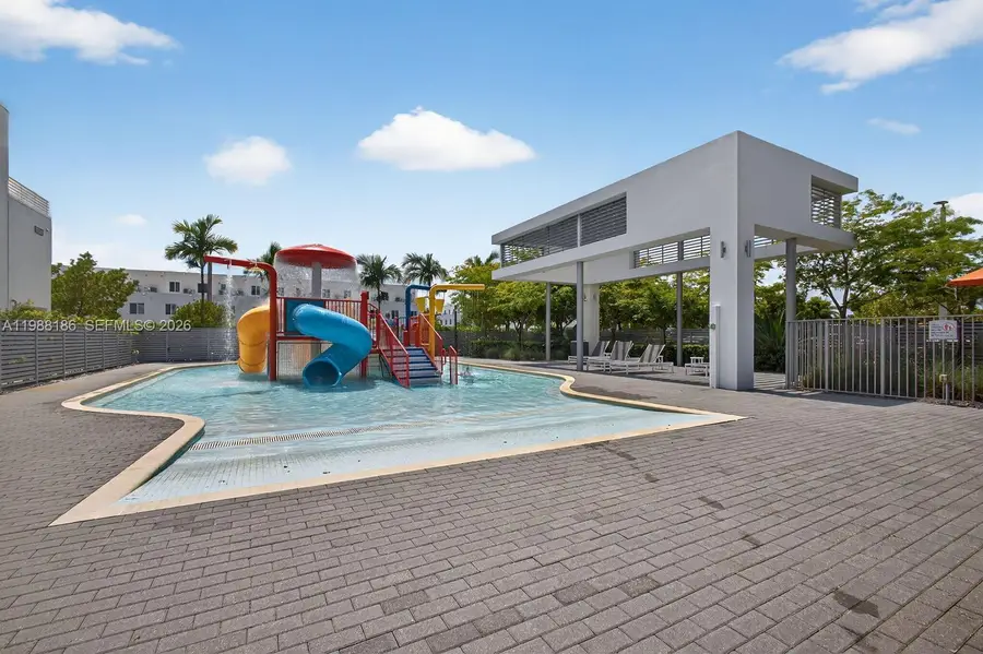 10460 NW 67th St, Doral, FL 33178 - #3