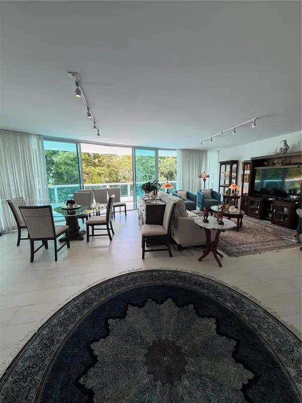 2127 Brickell Ave #502, Miami, FL 33129