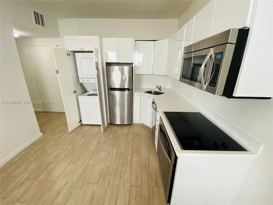 1611 Meridian Ave #305, Miami Beach, FL 33139 - #3