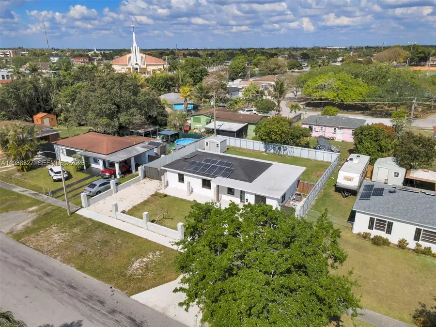 14520 Carver Dr, Miami, FL 33176 - #3