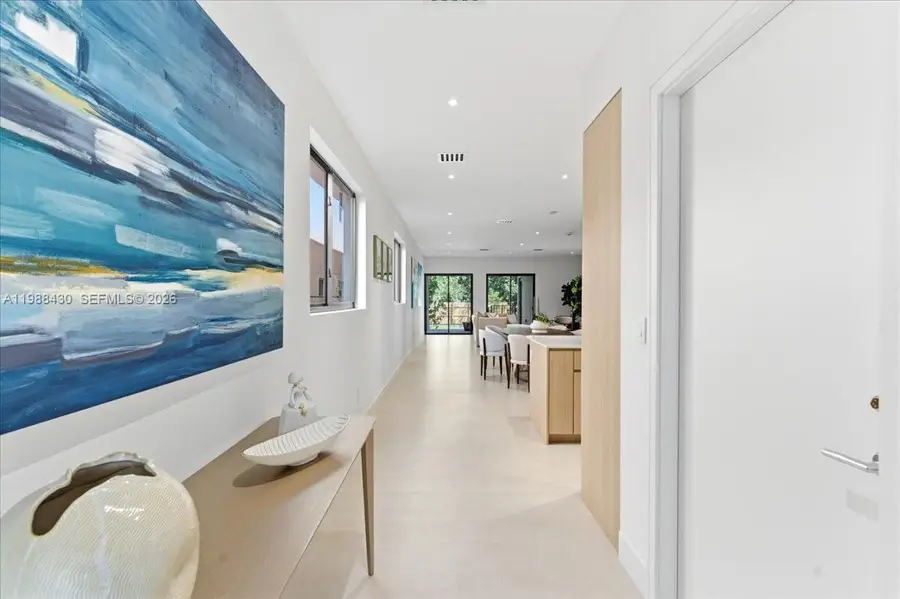 2925 SW 36th Ave, Miami, FL 33133 - #2