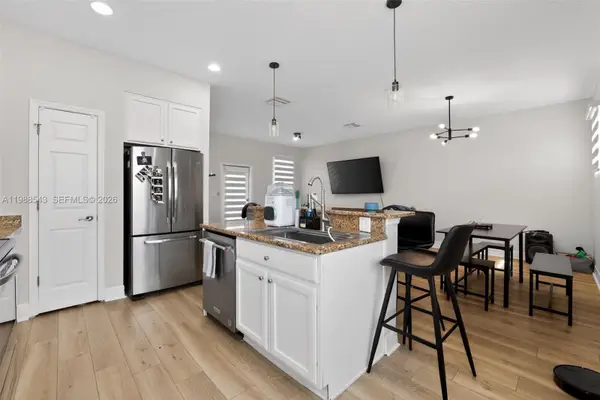 4546 Bay Spring Ct, Tampa, FL 33611