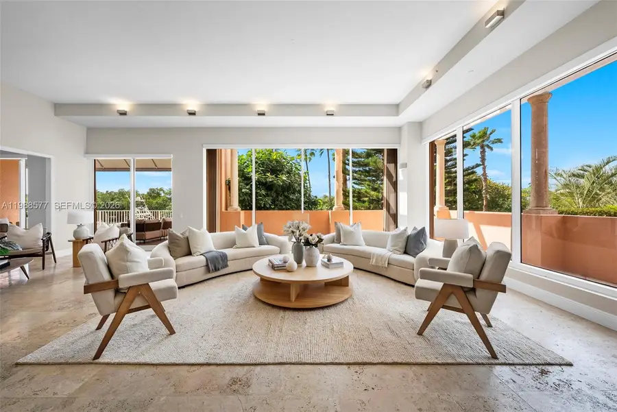 10 Edgewater Dr #Lanai South, Coral Gables, FL 33133 - #2